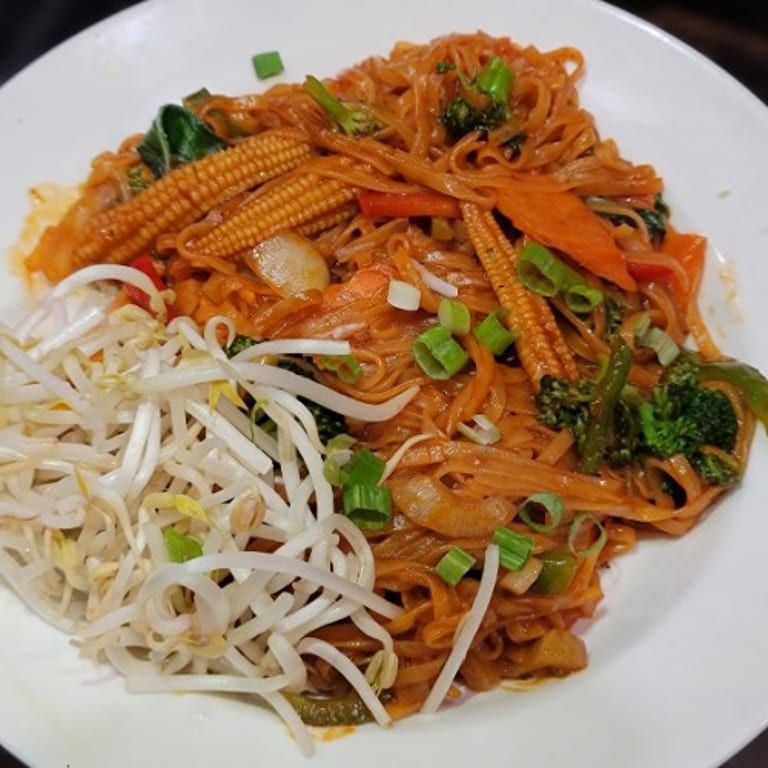 Delicious Pad Thai Experience