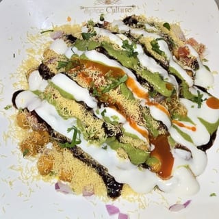 Stuffed Aloo Tikki Chat